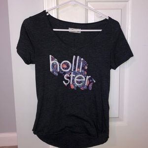 Cute tee!